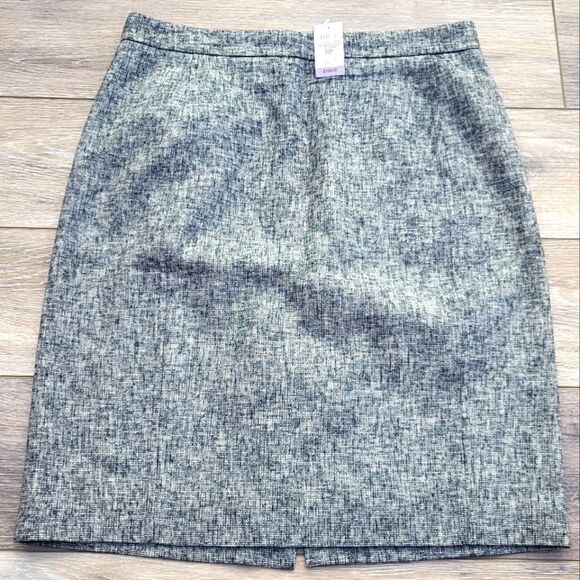 Ann Taylor NWT skirt grey size 8p - Picture 1 of 8